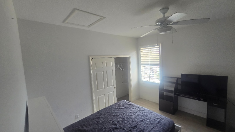 Building Photo - 4947 Cedar Oak Wy