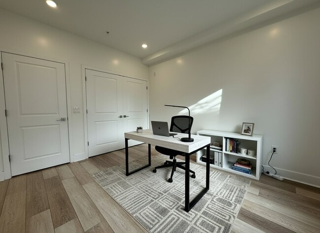 Building Photo - 2526 Cecil B. Moore Ave