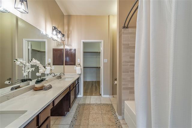 Building Photo - 2036 Signal Ridge Pl