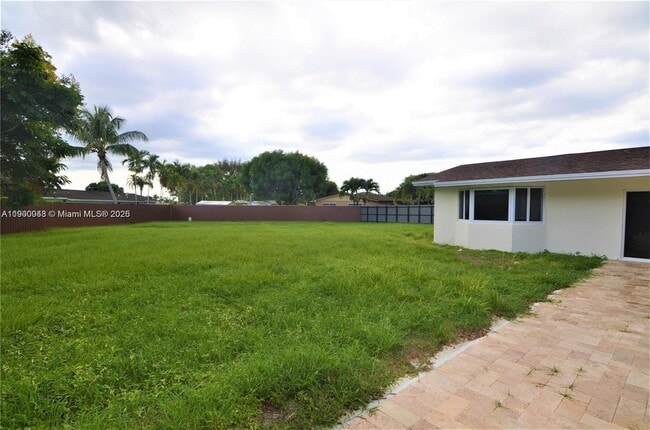 Building Photo - 10820 SW 126th St