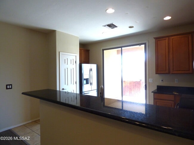 Building Photo - 14377 N Bannerstone Ct