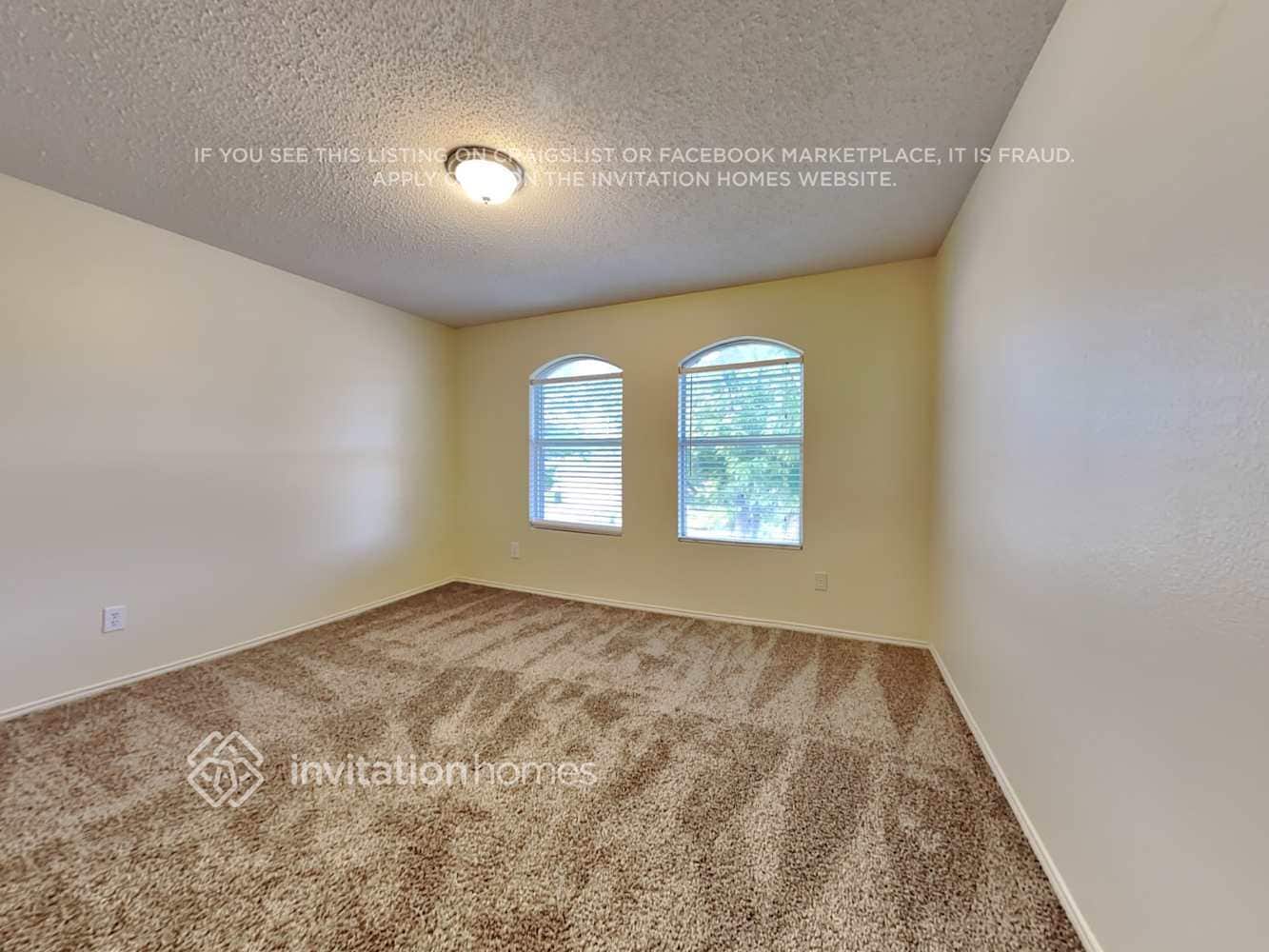 Building Photo - 4419 Cedar Crest Dr