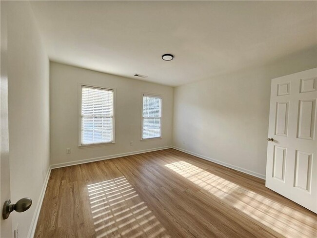 Building Photo - 435 Stedford Ln