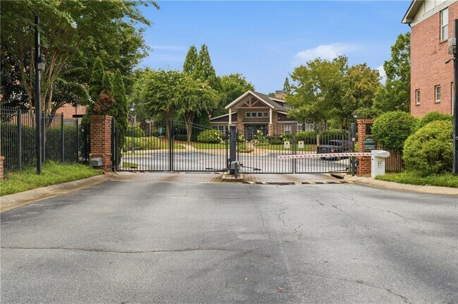 Building Photo - 1231 Ashford Creek Park NE