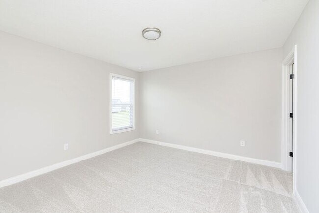 Building Photo - Gorgeous Newly Built 3 Bedroom 3 Full Bath on Golf Course in Westfield!