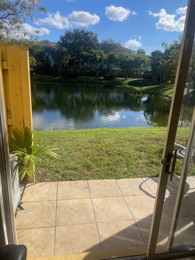 Building Photo - 3910 NW 90th Ave