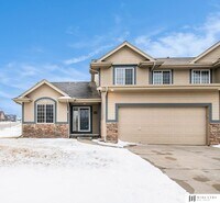 Building Photo - 2108 S 197th St