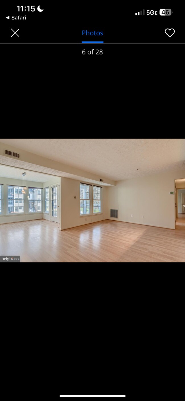 Building Photo - 1339 Greenbriar Cir