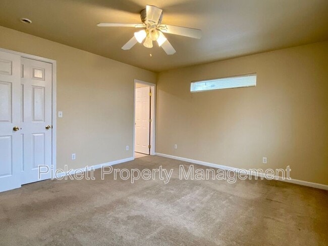 Building Photo - 1118 Park Ave