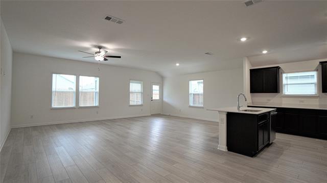 Building Photo - 1719 Arroyo Rd