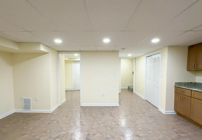 Building Photo - 14649 London Ln