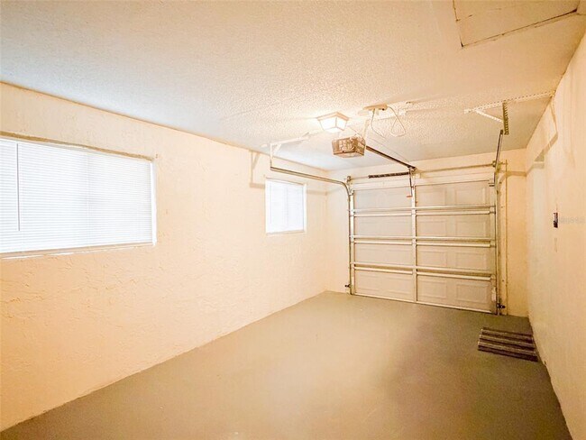 Building Photo - 10319 Matchlock Dr