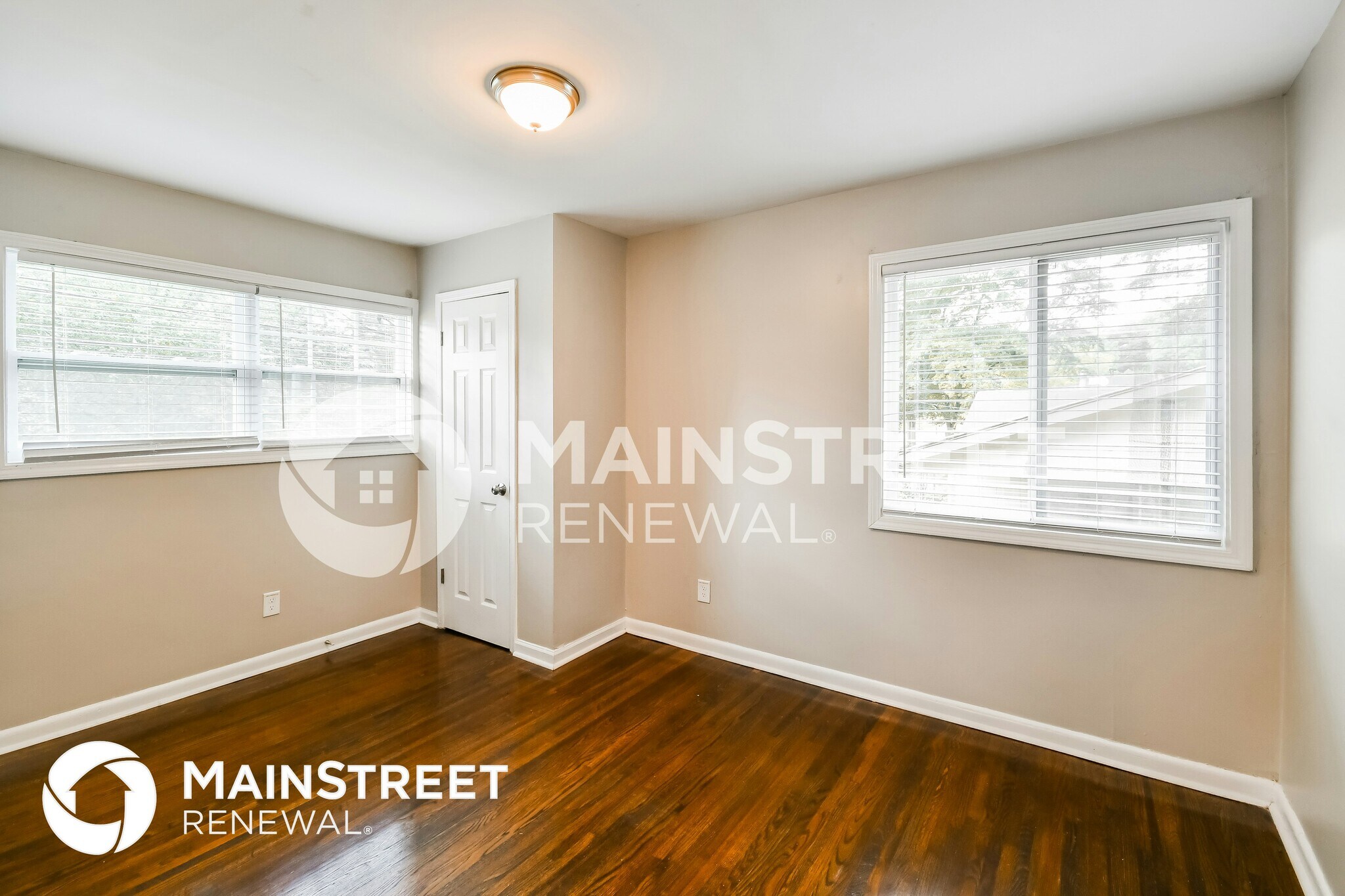 Building Photo - 236 E Haven Dr