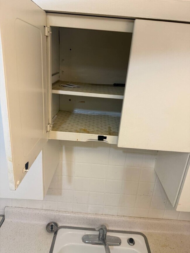 Building Photo - 11339 S Langley Ave