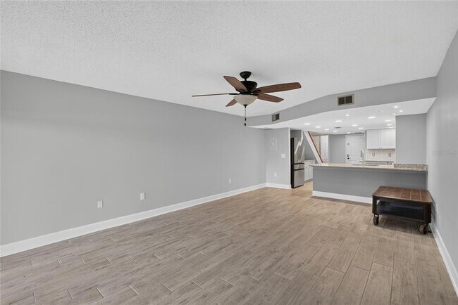 Building Photo - 1028 Apollo Beach Blvd