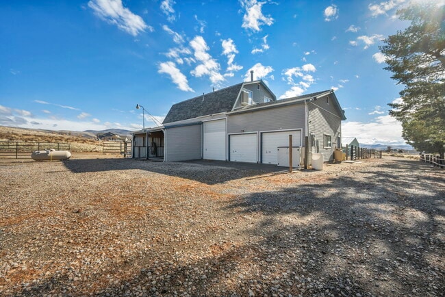 Building Photo - 30 El Caballo Trail
