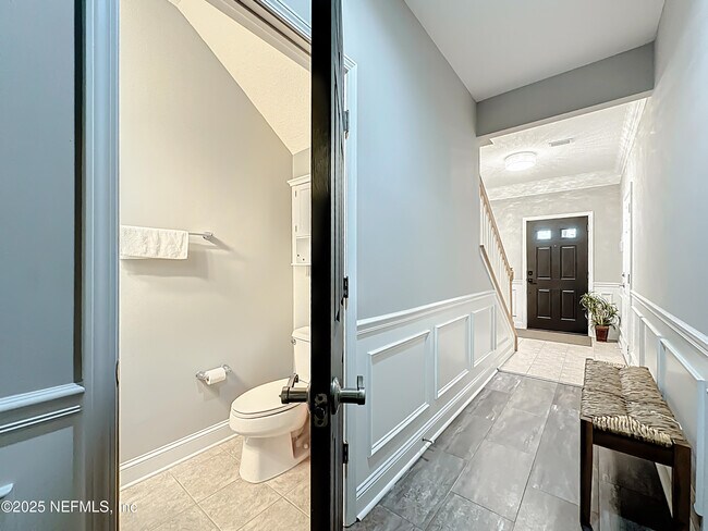 Building Photo - 4590 Capital Dome Dr