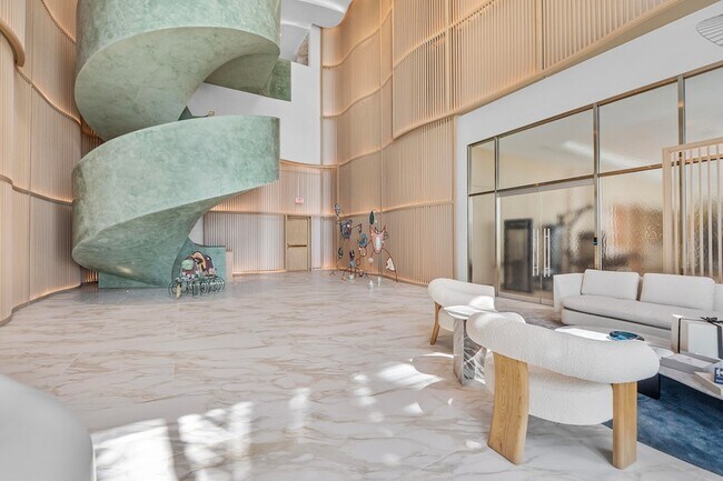 Building Photo - 900 N Ocean Blvd