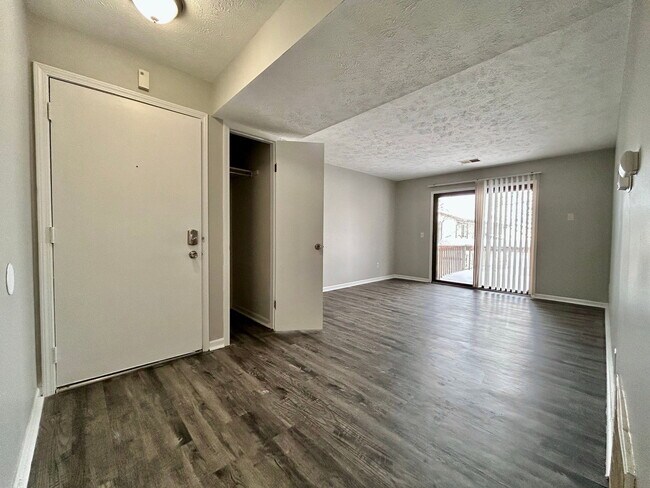 Building Photo - 2956 Vineland Ave SE