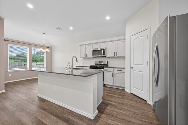Building Photo - 11933 Summer Oak Trl