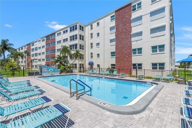Building Photo - 5575 Gulf Blvd