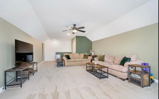 Primary Photo - 5304 Maywood Dr