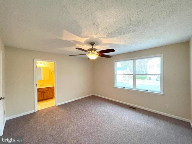 Building Photo - 20847 Sandstone St