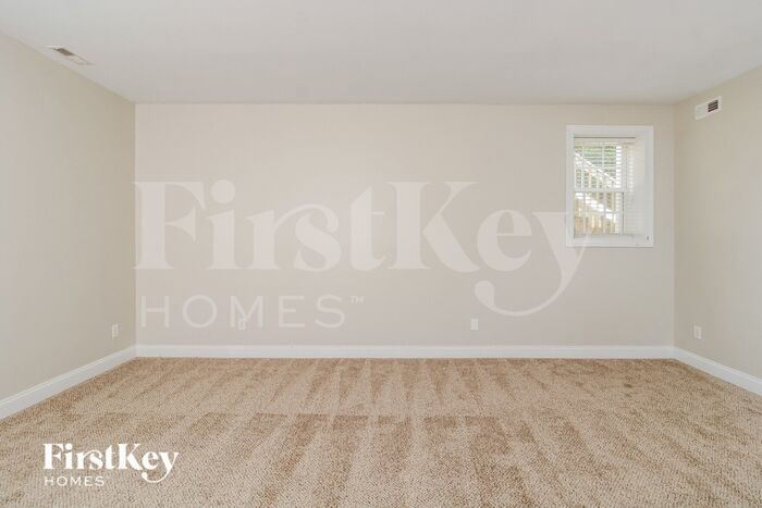 Building Photo - 4104 Ballard Farm Rd
