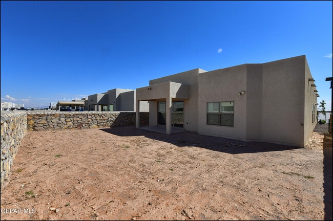 Building Photo - 51073 Sand Verbena Ave
