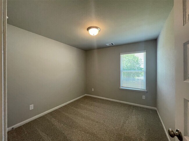 Building Photo - 17706 Sea Rosemary Ct