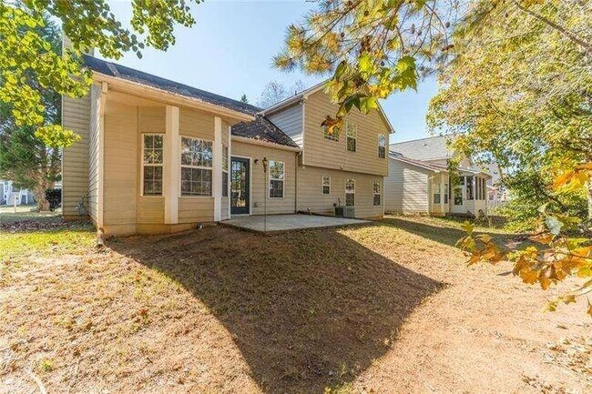 Building Photo - 2716 Lake Park Ridge W