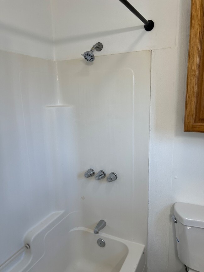 Building Photo - 19 Bennett Rd