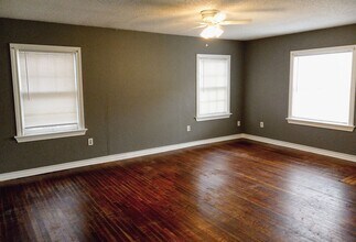 Building Photo - $0 First Month's Rent / $0 Deposit at Move-in