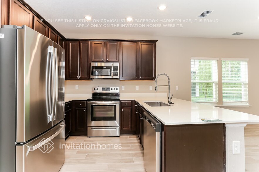 Building Photo - 349 Cherry Ridge Dr