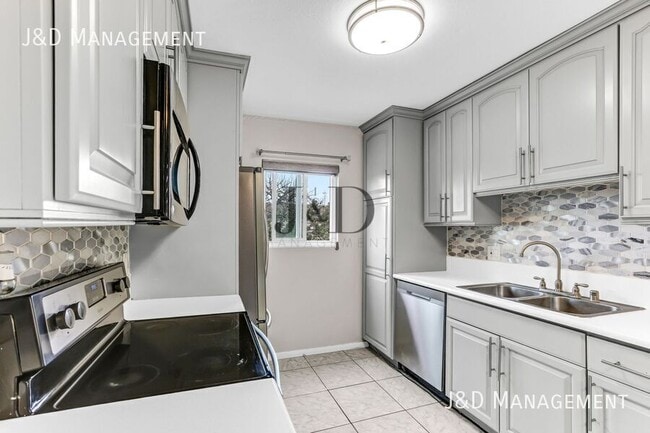 Primary Photo - 4252 35th St