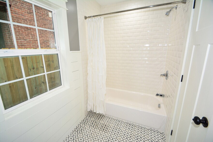 Building Photo - 1449 Fletcher Avenue