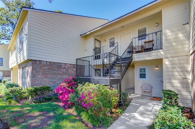 Building Photo - 14515 Wunderlich Dr