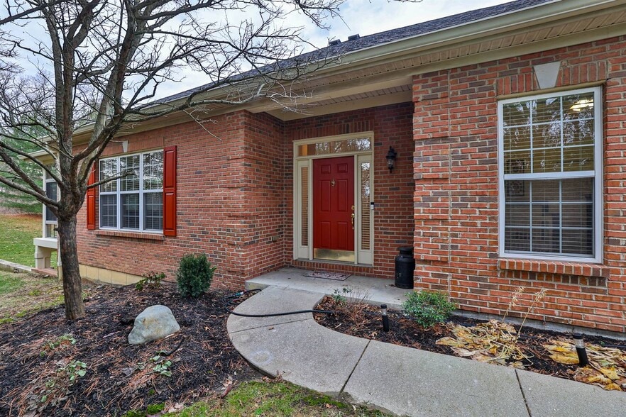 Front Entry - 11633 Chancery Ln