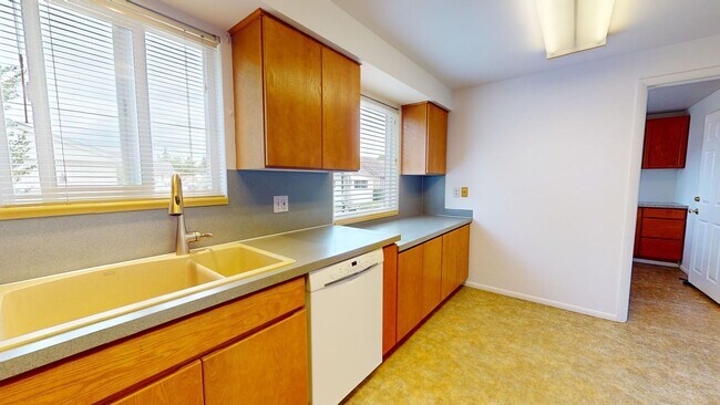 Building Photo - KL Jones Columbia