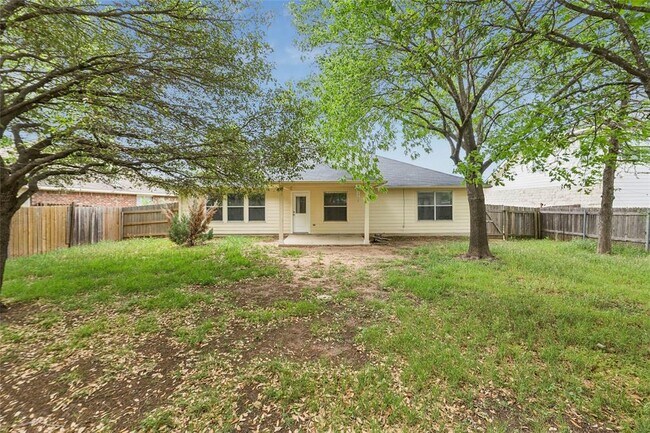 Building Photo - 1506 Cosmos Way