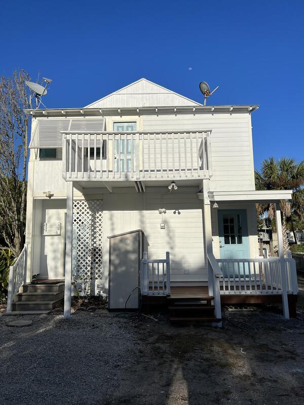 Building Photo - 1706 3rd St