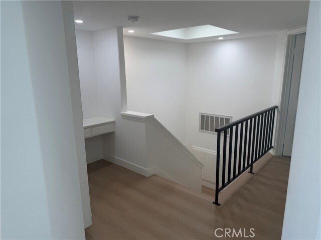 Building Photo - 5340 Las Virgenes Rd