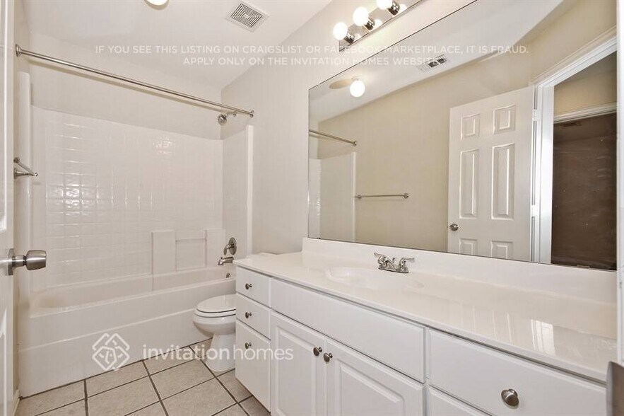 Building Photo - 11732 Latania Ln