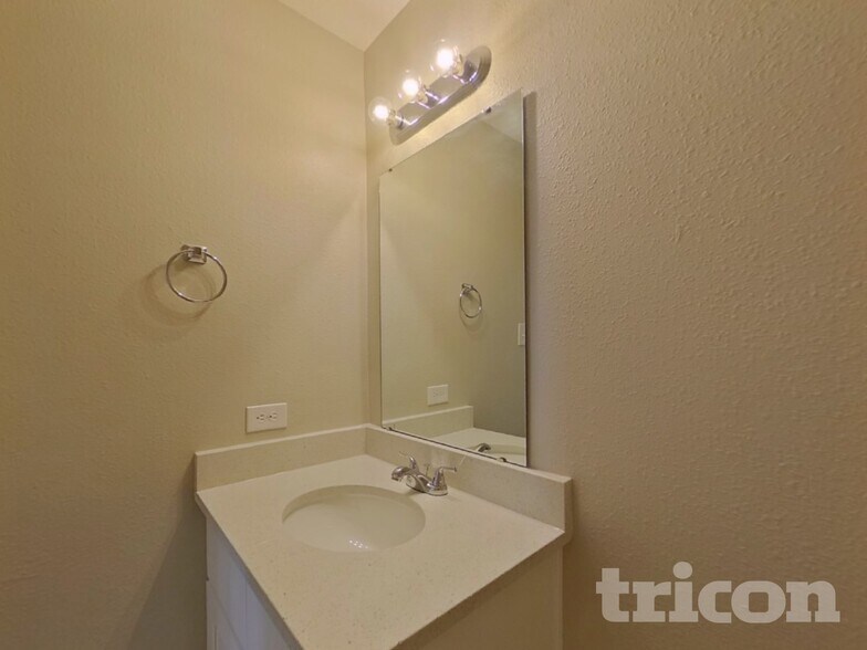 Building Photo - 8638 Panglemont Drive