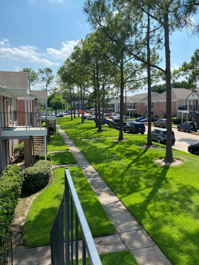 Whittfield 12735 Whittington Dr Houston TX 77077 Apartment Finder