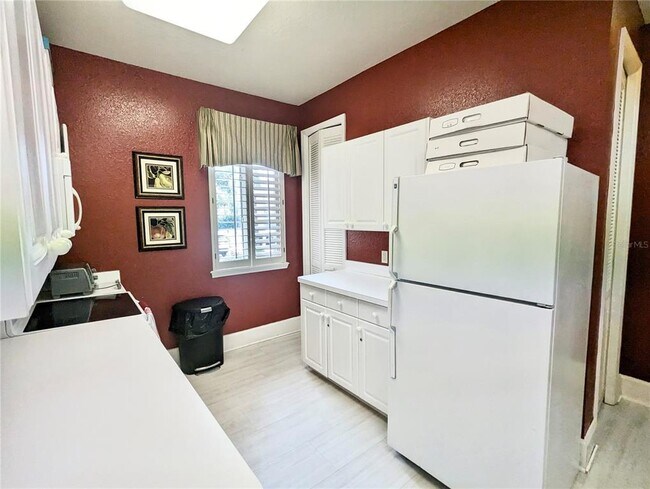 Building Photo - 4981 Bacopa Ln S