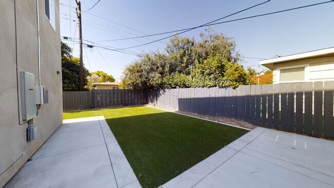 Building Photo - Cozy 4BR 2 BA on Dorothy Dr