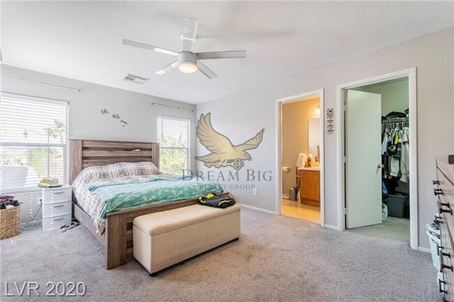 Building Photo - 548 Haunts Walk Ave