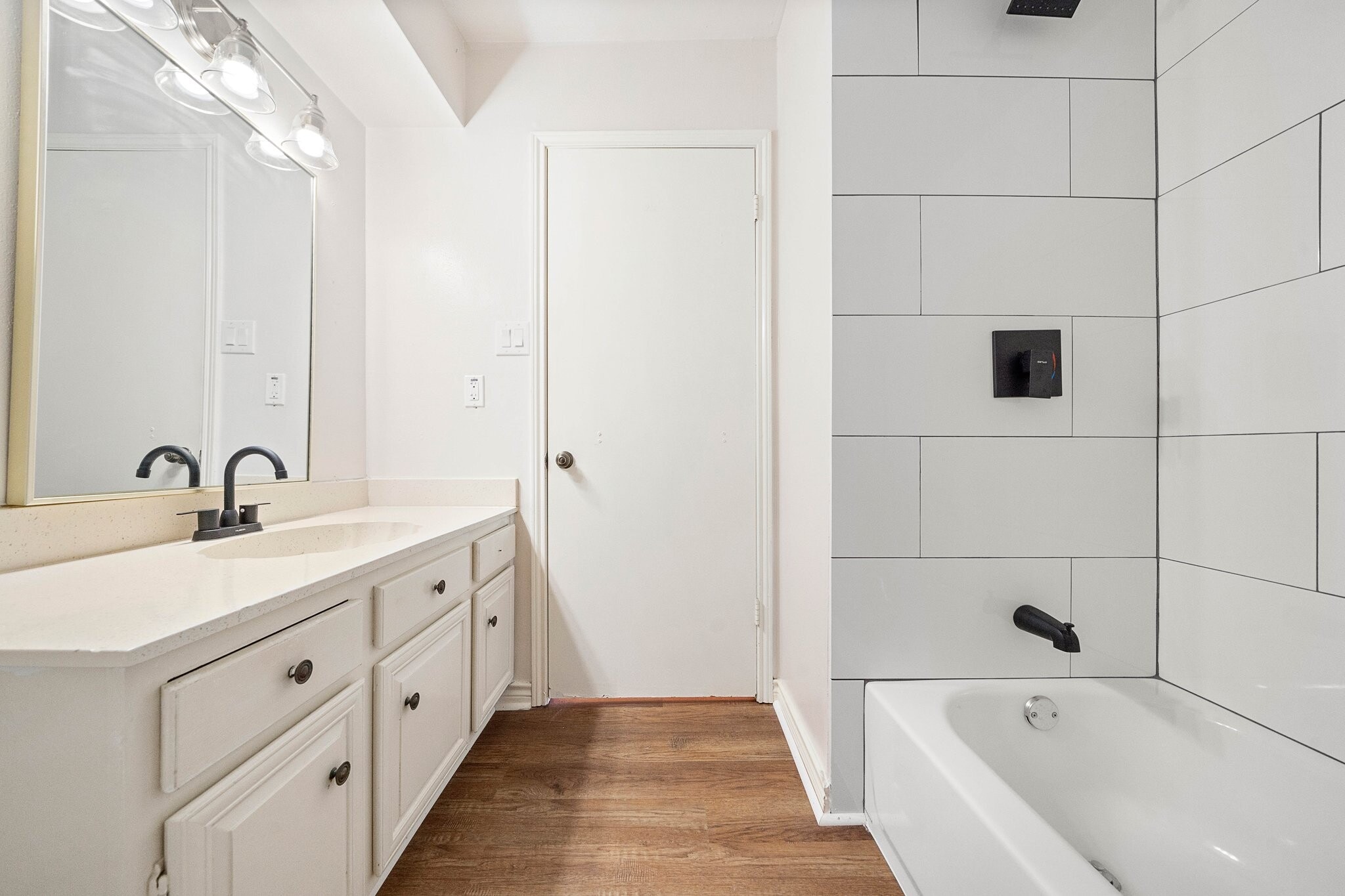 Building Photo - 17116 Beaver Springs Dr