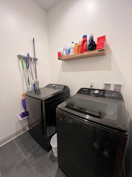 Building Photo - 36 S Dearborn St